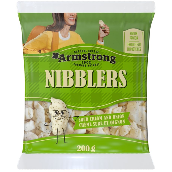 Armstrong Cheese Curds Nibblers Sour Cream & Onion, 200 g