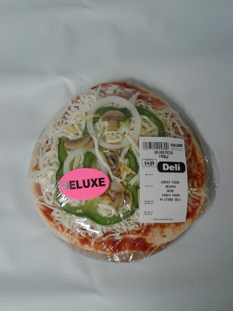 Deluxe Pizza 9