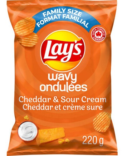 LAYS WAVY CHEDDAR & CREAM
